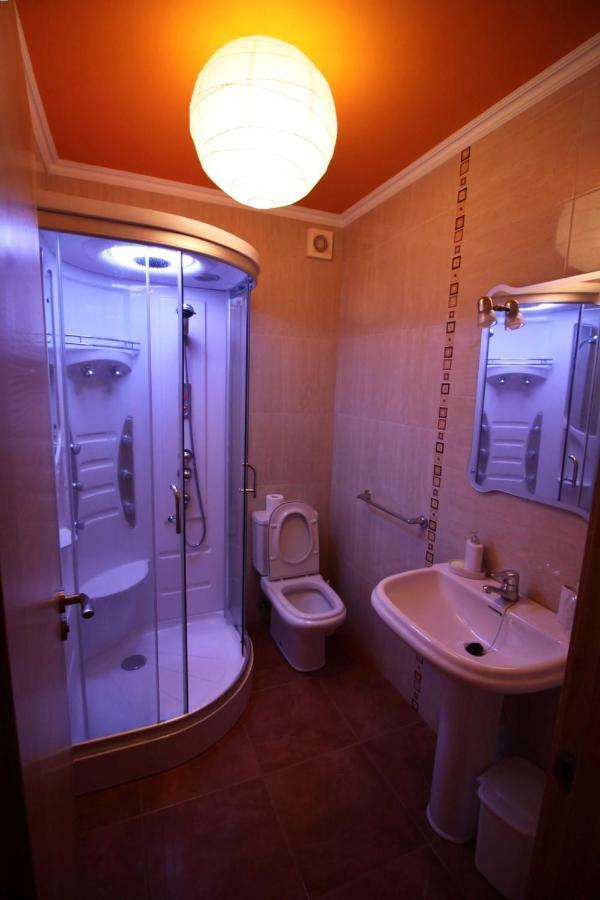 Pisos Buno Apartman Kültér fotó
